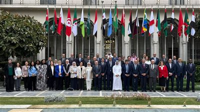 1. جامعة الدول العربية تطلق دورة متخصصة في الذكاء الاصطناعي لدعم الإدارة وصنع القرار