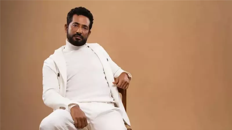 عمرو سعد وجدل رواية اللص والكلاب 