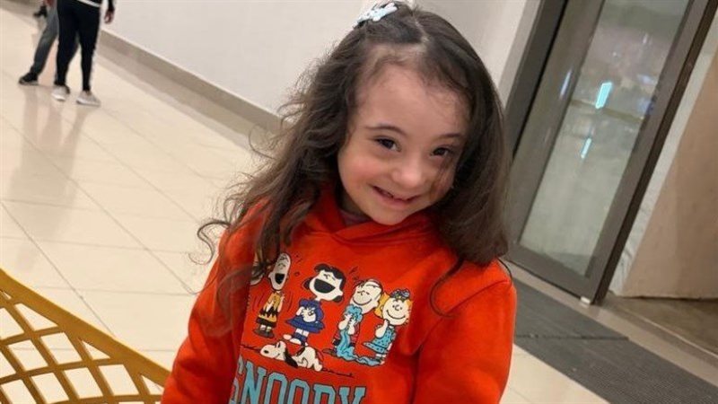 الطفلة لوسيندا