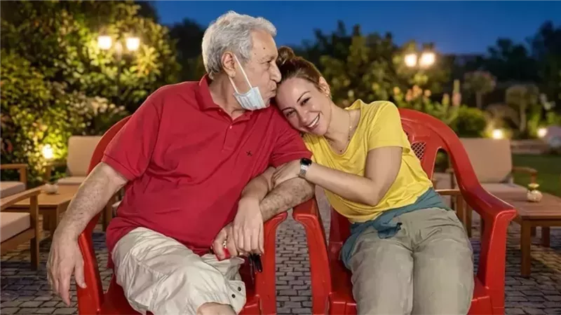 منة شلبي مع والدها الراحل 