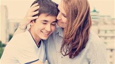 سيدة تشكو: ابني 28 عامًا ويرفض العمل.. ماذا أفعل؟