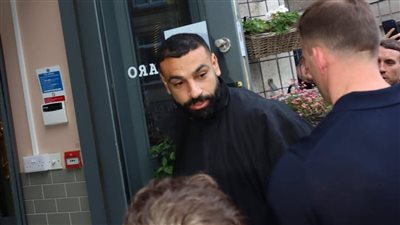 محمد صلاح يغادر حفل وداعه في ليفربول مبكرًا.. وفنربخشة التركي يدخل بقوة في سباق التعاقد معه