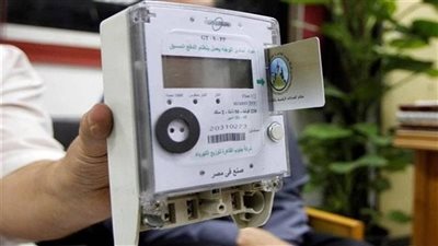 “الكهرباء” تبدأ أكبر حملة لمراجعة العدادات الكودية وتحويلها إلى عدادات قانونية