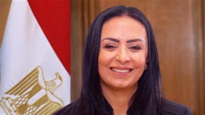 وزيرة التضامن الاجتماعي تتابع أداء حجاج الجمعيات الأهلية مناسك الحج على صعيد عرفات 