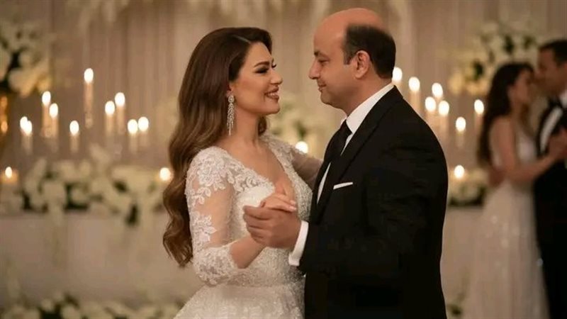 عمرو أديب مع دينا طلعت 