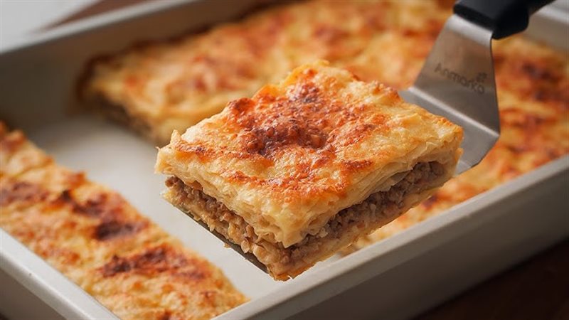 طريقة عمل صينية الرقاق باللحمة المفرومة
