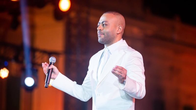تامر عاشور 