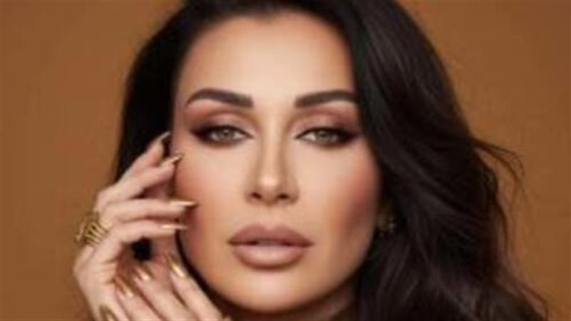 نادين الراسي 