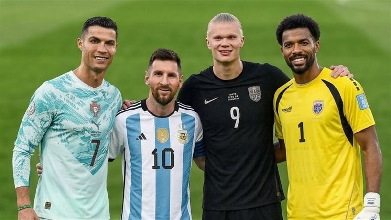 فوزينيا وهالاند وميسي ورونالدو 