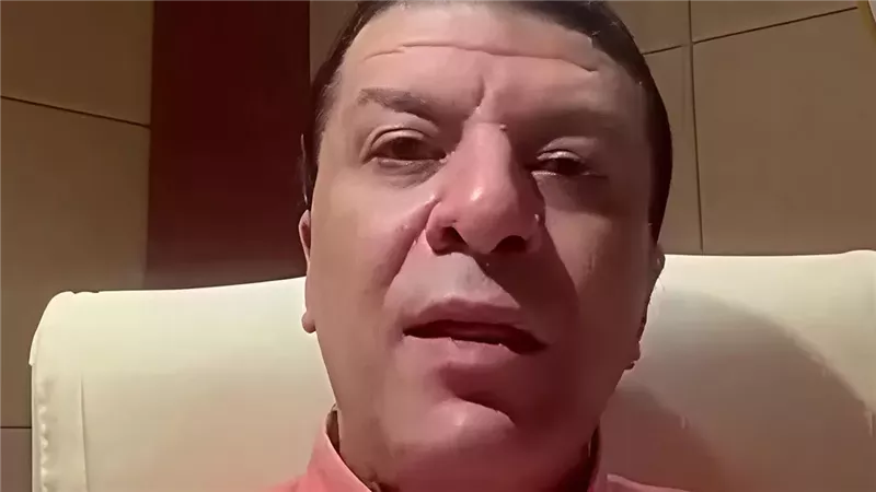 مصطفى كامل 