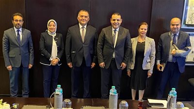 البورصة المصرية والتمثيل التجاري يبحثان الترويج الدولي لجذب الاستثمارات الأجنبية