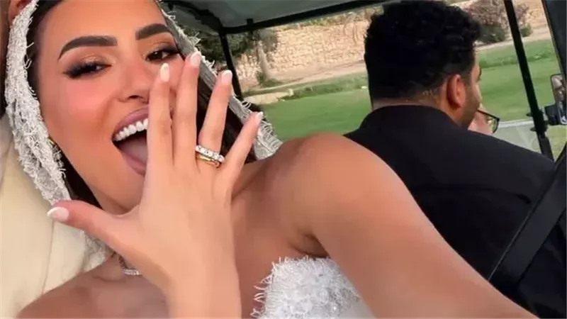 فرح سليمان في حفل زفافها 