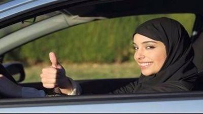  دار الإفتاء تجيب.. هل يجوز عمل المرأة كسائقة تاكسى أو ميكروباص ؟