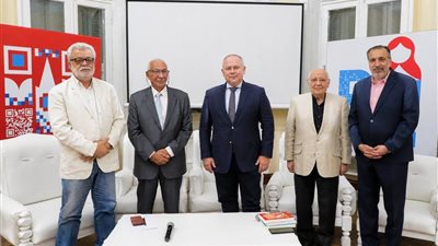 البيت الروسي بالقاهرة يحيي الذكرى الـ70 للعدوان الثلاثي على مصر والإنذار السوفيتي الشهير