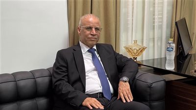السفير العراقي بالقاهرة يزور مكتب قناة العراقية ويشيد بدوره في تعزيز الحضور الإعلامي العراقي