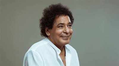 حقيقة الحالة الصحية لمحمد منير.. تضارب حول سفره إلى ألمانيا والجمهور يترقب