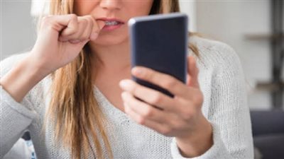 كيف تستعيدين حياتكِ و تتخلصين من إدمان للهاتف  ؟
