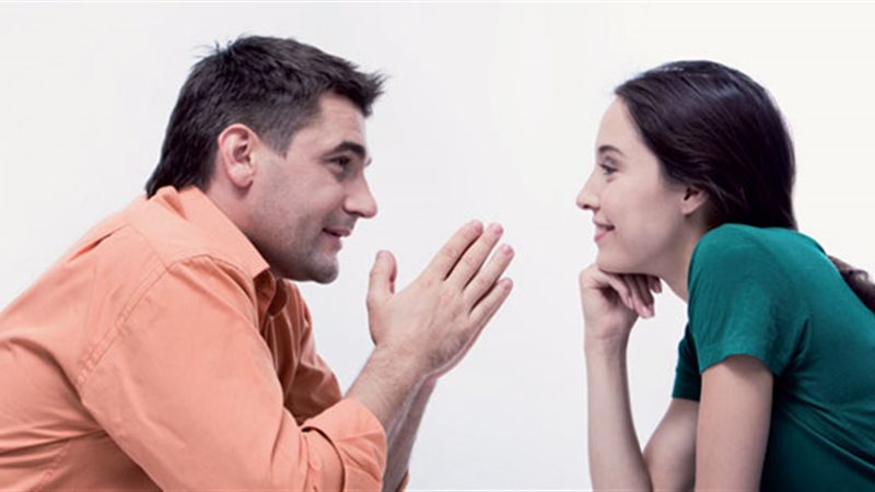 أسئلة عاطفية تشعل شرارة الحب