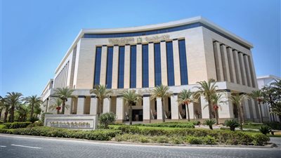 الإسكان تطرح محالًا وصيدليات ووحدات إدارية ومهنية للبيع بالمزاد في 4 مدن جديدة