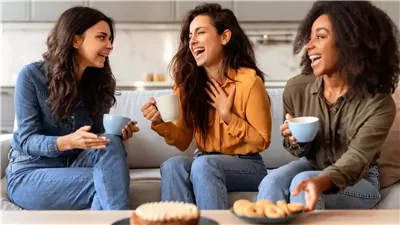  ٤طرق للحفاظ على صداقاتك و دائرتك المقربة بعد الزواج و الأمومة