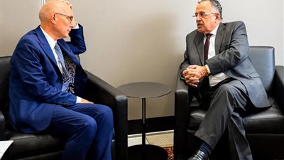 نبيل فهمي يبحث مع المفوض السامي لحقوق الإنسان سبل تعزيز التعاون العربي الأممي