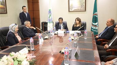 الأكاديمية العربية توقع مذكرة تفاهم مع الاتحاد العربي للمخلصين الجمركيين لتعزيز التعاون في العلوم الجمركية واللوجستيات  