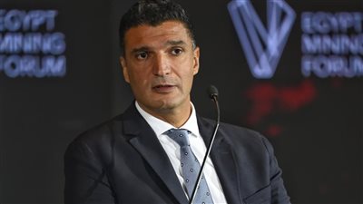 وزير الصناعة: نسعى لتعظيم القيمة المضافة للثروات المعدنية وربط التعدين بالصناعات التحويلية  