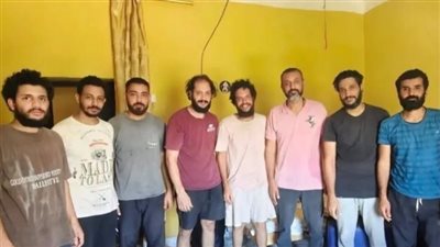 الإفراج عن البحارة المصريين المختطفين على متن سفينة في الصومال