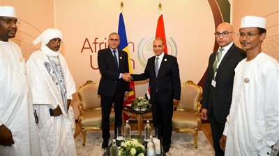 وزيرا خارجية مصر وتشاد يبحثان تعزيز العلاقات الثنائية والتعاون في المجالات الصحية والأمنية 