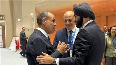 بدر عبد العاطي يبحث مع رئيس مجموعة البنك الدولي تعزيز التعاون ودعم أولويات مصر الاقتصادية والتنموية