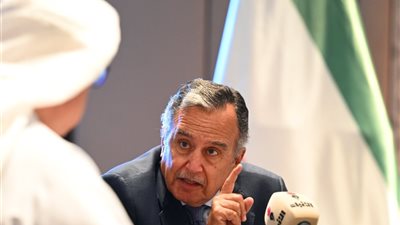 نبيل فهمي يختتم زيارته للكويت ويؤكد أهمية تعزيز التضامن العربي وتطوير دور الجامعة العربية