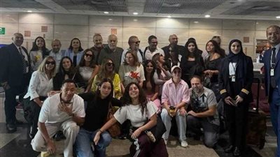 الجونة تستعد لـ«ليلة النجوم».. منى زكي على موعد مع التكريم وكبار الفنانين يتوافدون على المهرجان