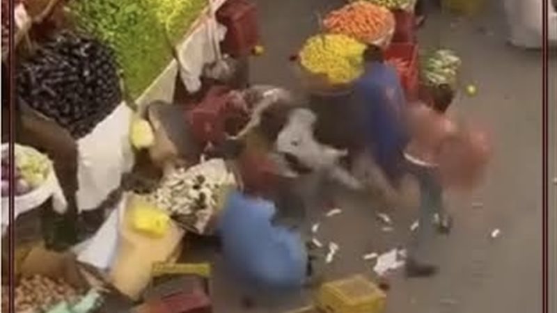 سوق الخضار في أسيوط