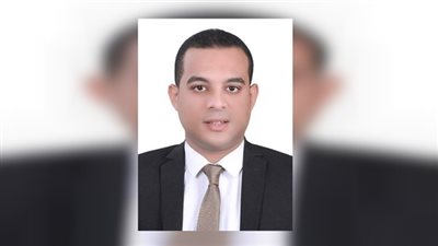 لتوفير فرص عمل للسيدات.. اقتصادي يُطالب بإنشاء مصنع لإنتاج أغراض القاهرة التاريخية