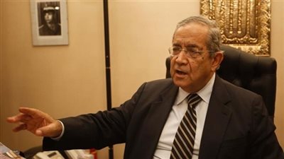 مساعد وزير الخارجية الأسبق يُقدم نصائح للراغبات في الالتحاق بالسلك الدبلوماسي