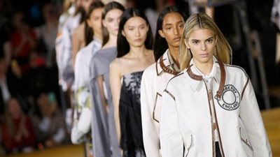 مع اقتراب الربيع.. شاهدي أحدث الإطلالات 