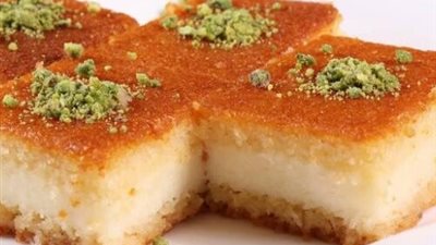 بالمقادير.. طريقة عمل البسبوسة بالقشطة زي المحلات