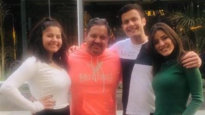 عيد الأم 2021| فنانون يوجهون رسائل لزوجاتهم: ربنا يخليكِ لنا