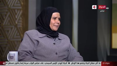 الأم المثالية عن القاهرة: «أبويا معمليش شهادة ميلاد علشان بنت».. فيديو