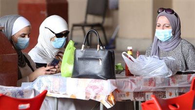 ارتفاع تدريجي في إصابات كورونا.. وتحذيرات من تفاقم الأوضاع خلال رمضان 