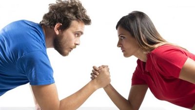 كيف تتعامل المرأة «الثور» مع الرجل «القوس»؟.. بعض الحرية لا يضر