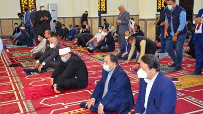 وزير الأوقاف في خطبة الجمعة: لا حرج شرعي في الاحتفاء بأيام الوطن العظيمة 