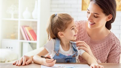 طبقًا لـ برج كل طفل.. كيف تُصبح سيدة الميزان الأم المثالية؟