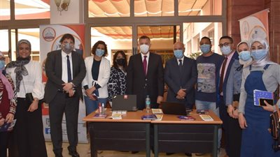 إقبال كثيف من شباب الخريجين على مركز التوظيف بعين شمس