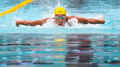 فريدة عثمان تتأهل لنهائي الكأس الدولية للسباحة 