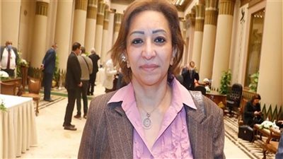 مها عبد الناصر: المرأة هي الوحيدة التي تحملت عبء كورونا داخليا وعالميًا