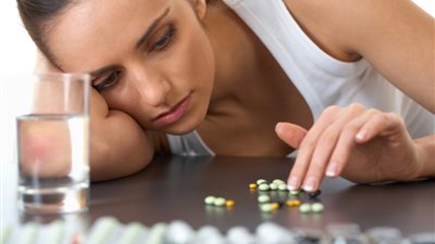 أخطر 35 ضررا لحبوب التخسيس على صحتك.. تعرفي عليها.. فيديو