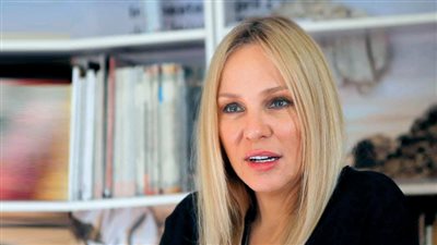 شيرين رضا توجه رسالة لـ الرئيس السيسي بعد نجاح تعويم السفينة الجانحة