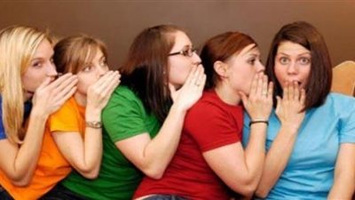 جروبات البنات على فيسبوك.. قنابل موقوتة بسبب الأسرار الشخصية