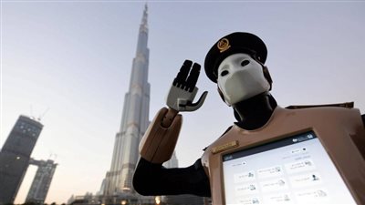 الإمارات: الحبس سنة لمروجي كذبة إبريل